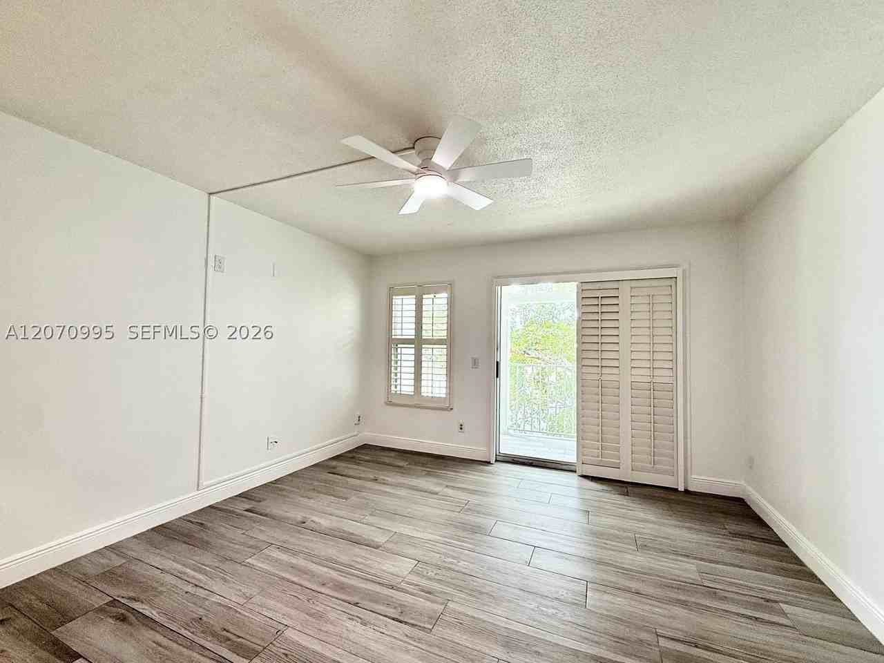 277 Cypress Point Dr #277 - Photo 5 of 21