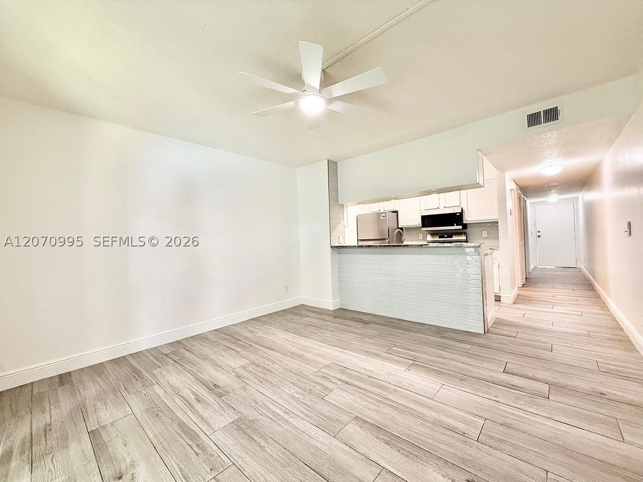 277 Cypress Point Dr #277 - Photo 7 of 21
