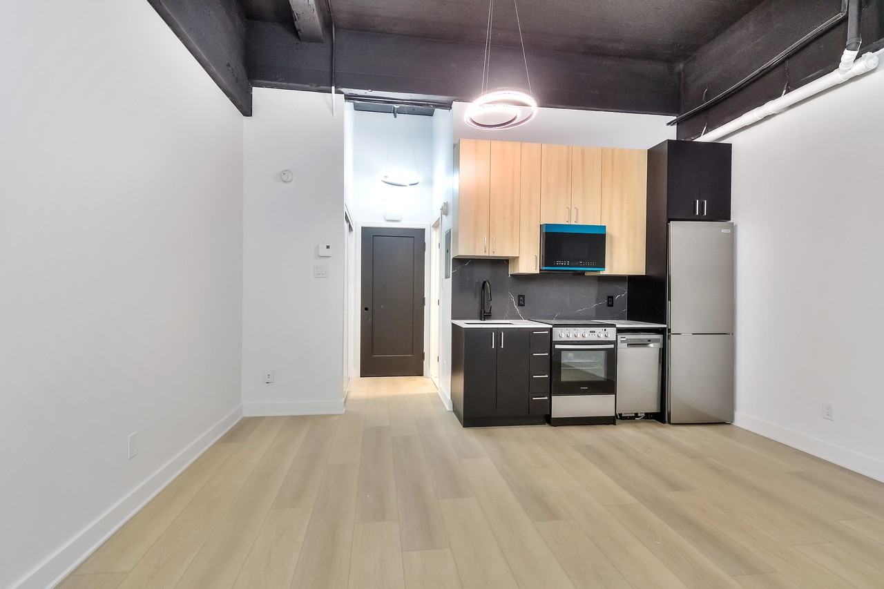 2080 Avenue Lincoln - Photo 4 of 9