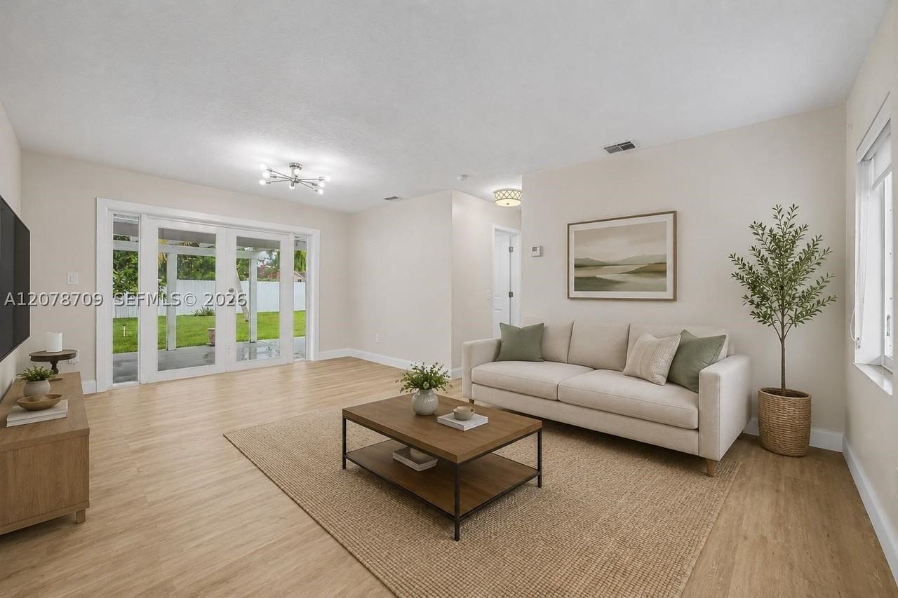 9541 Sw 165th St #0 - Photo 5 of 26