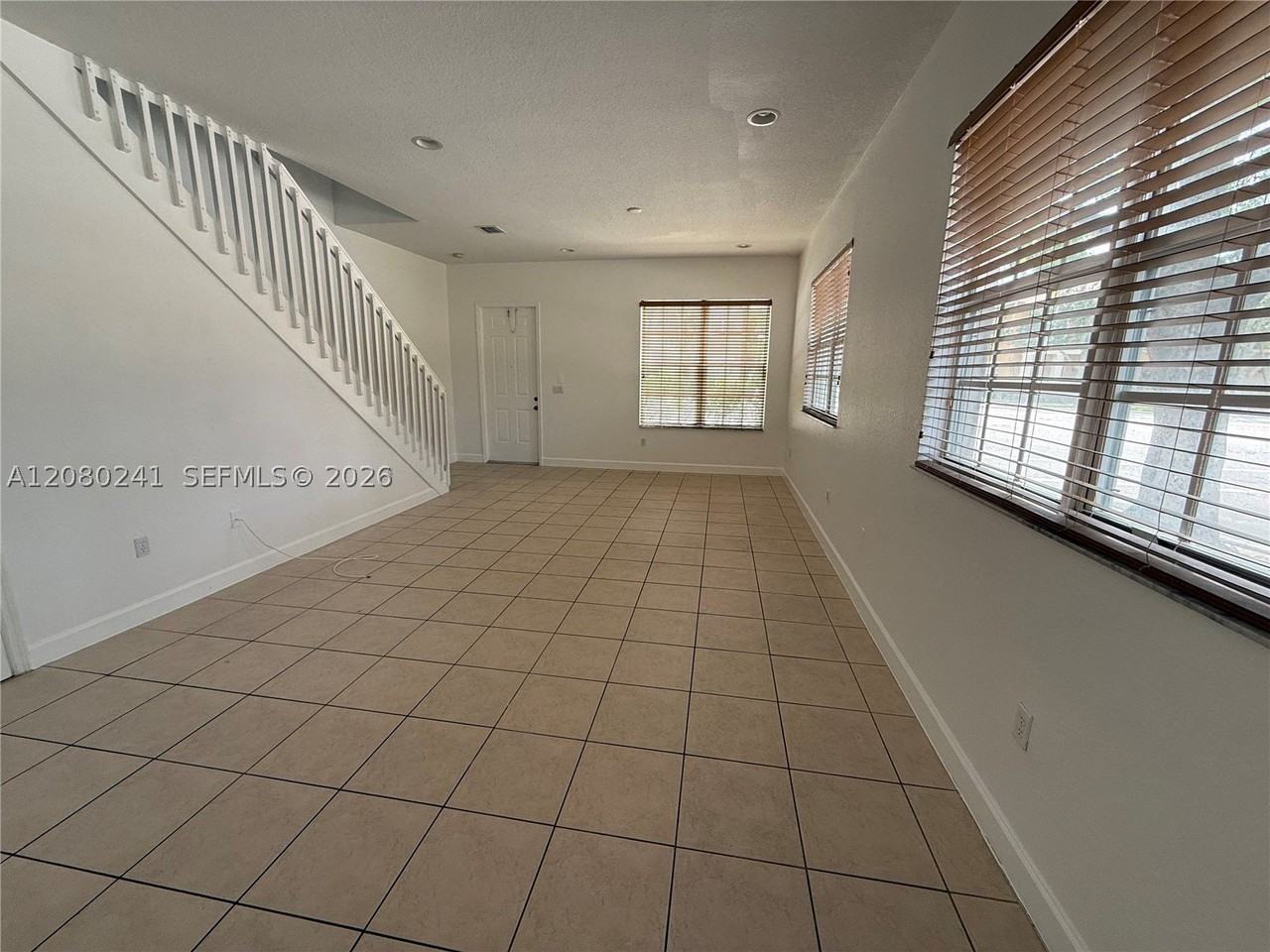 634 Sw 147th Ave #634 - Photo 4 of 10