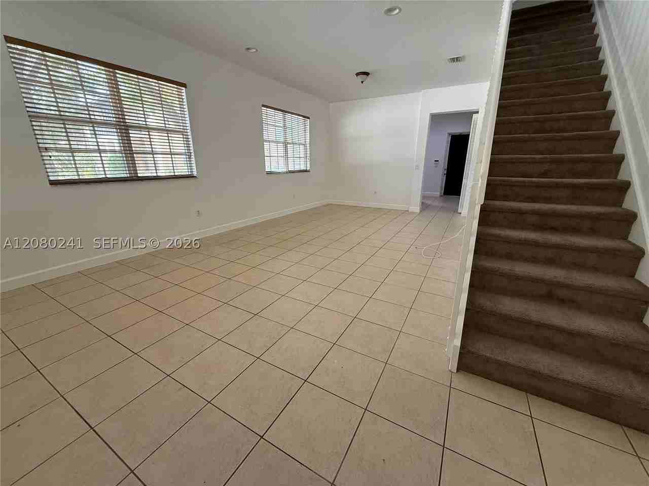 634 Sw 147th Ave #634 - Photo 5 of 10