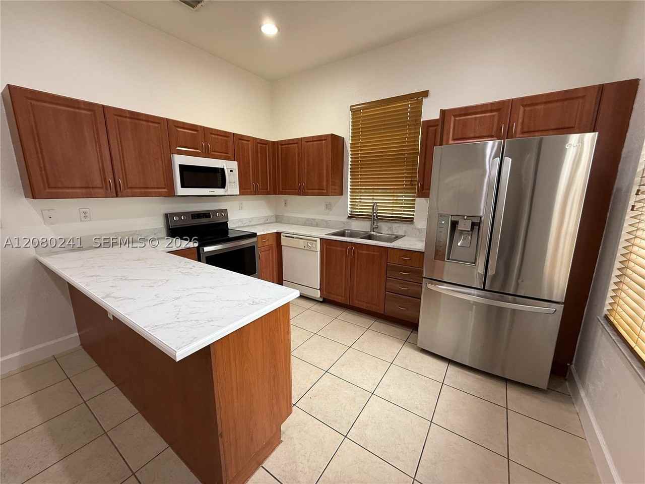 634 Sw 147th Ave #634 - Photo 6 of 10