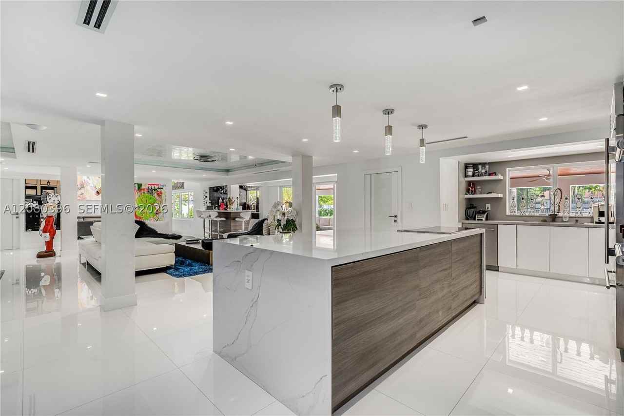 11531 Sw 93rd St - Photo 6 of 50