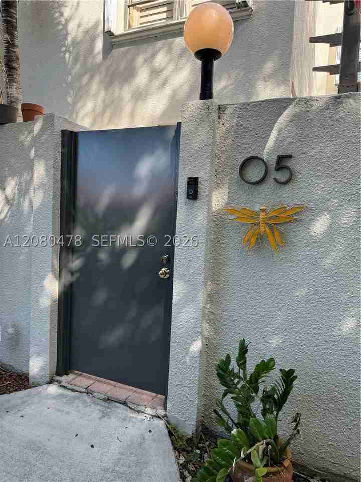 4702 Sw 67th Ave #O5 - Photo 2 of 26