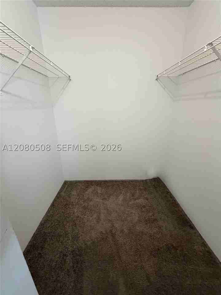 351 Palm Way #303 - Photo 7 of 28