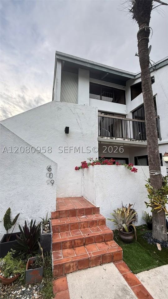 8271 Sw 157th Ave #609 - Photo 7 of 21