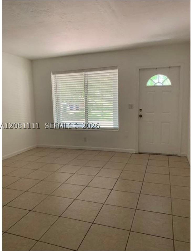 401 Sw 8th St #A - Photo 5 of 19
