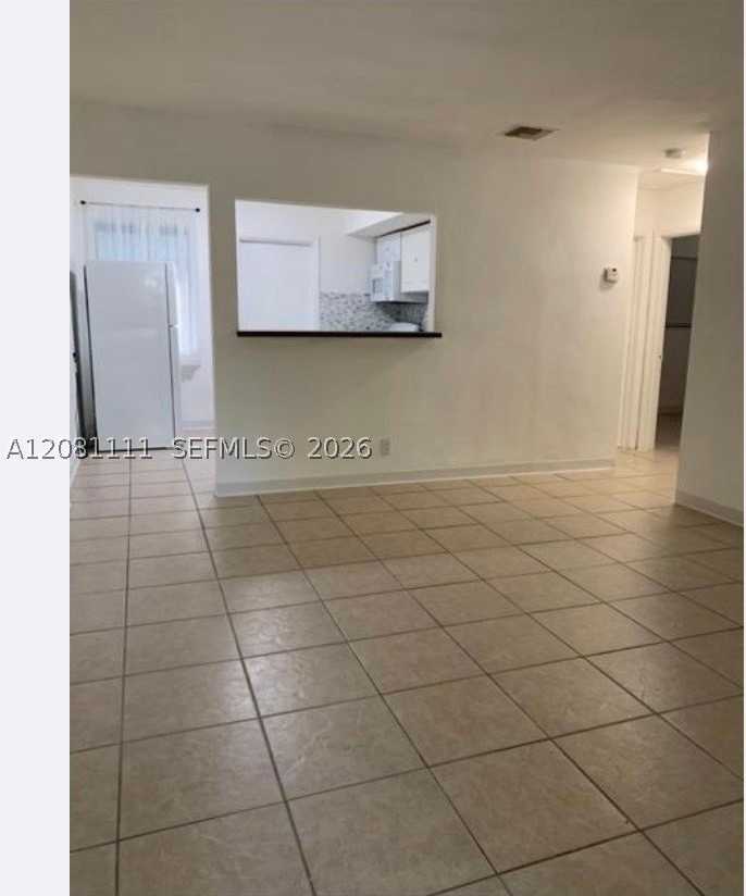 401 Sw 8th St #A - Photo 6 of 19