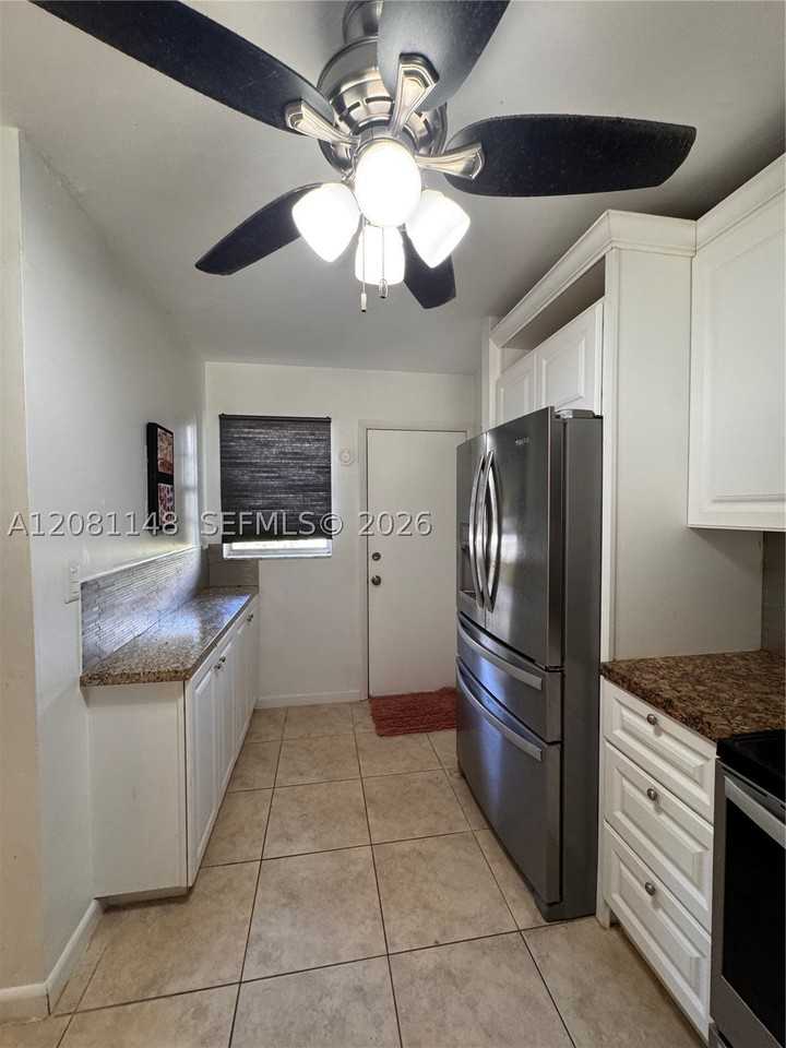 1670 Ne 191st St #100-3 - Photo 4 of 14