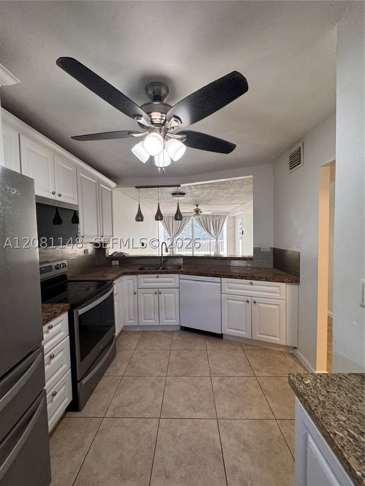 1670 Ne 191st St #100-3 - Photo 5 of 14