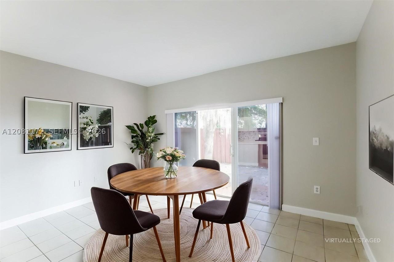 3432 Ne 3rd Dr - Photo 7 of 18
