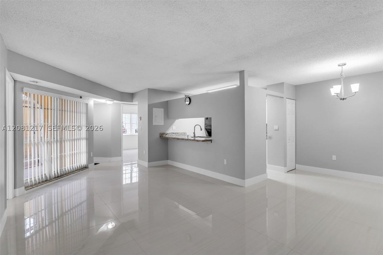 15665 Sw 74th Circle Dr #5 - Photo 3 of 20