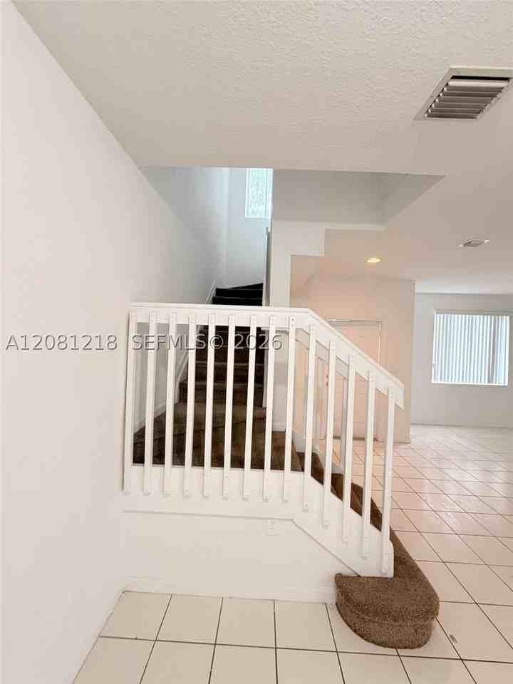2628 Se 14th Ave #308 - Photo 4 of 21