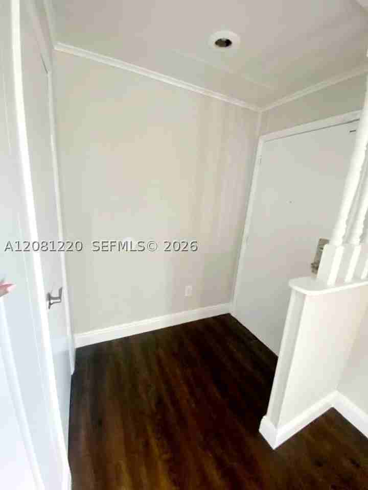 710 Nw 219th Ave - Photo 7 of 16