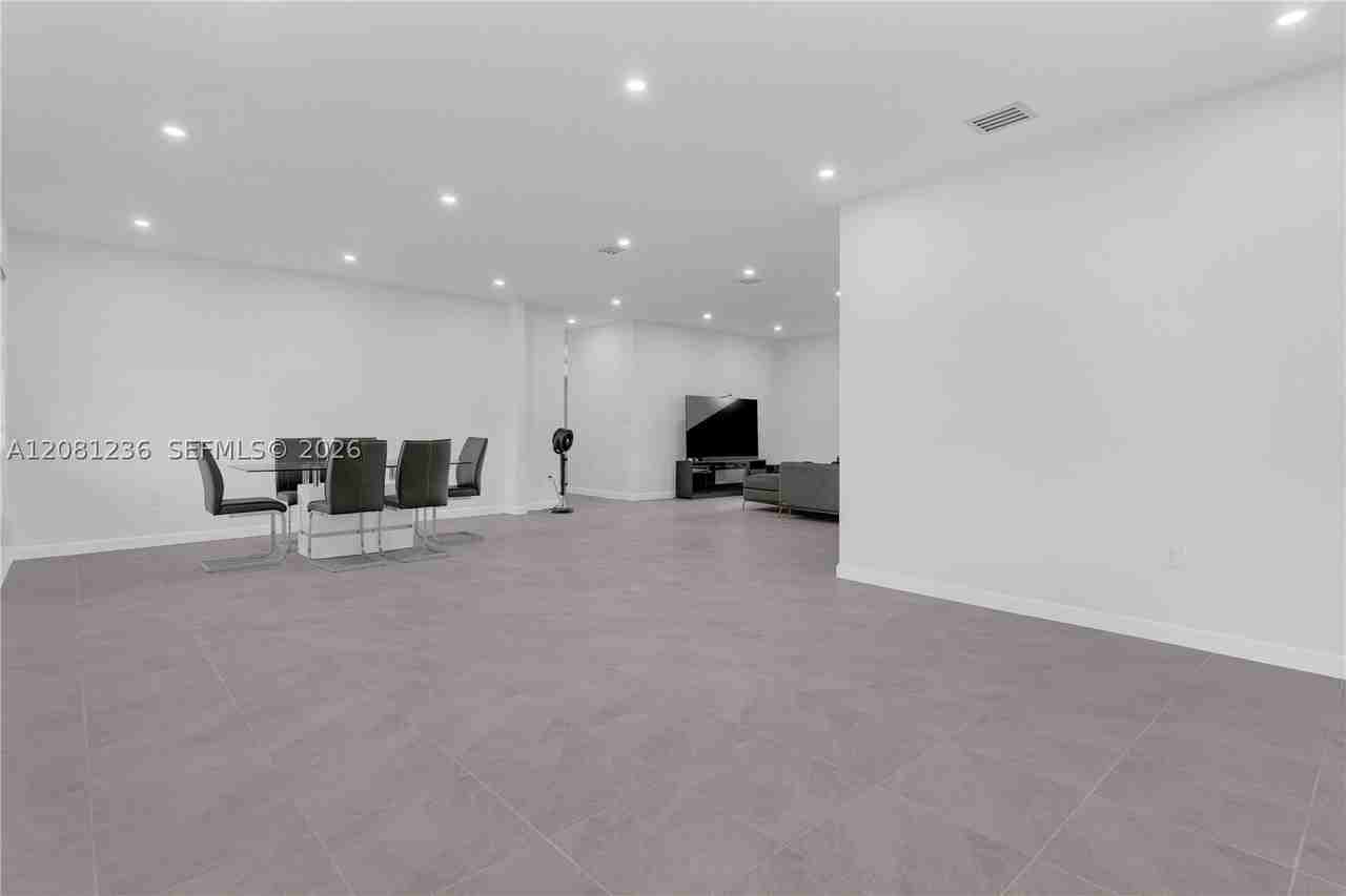 27306 Sw 161st Ct #27306 - Photo 4 of 50