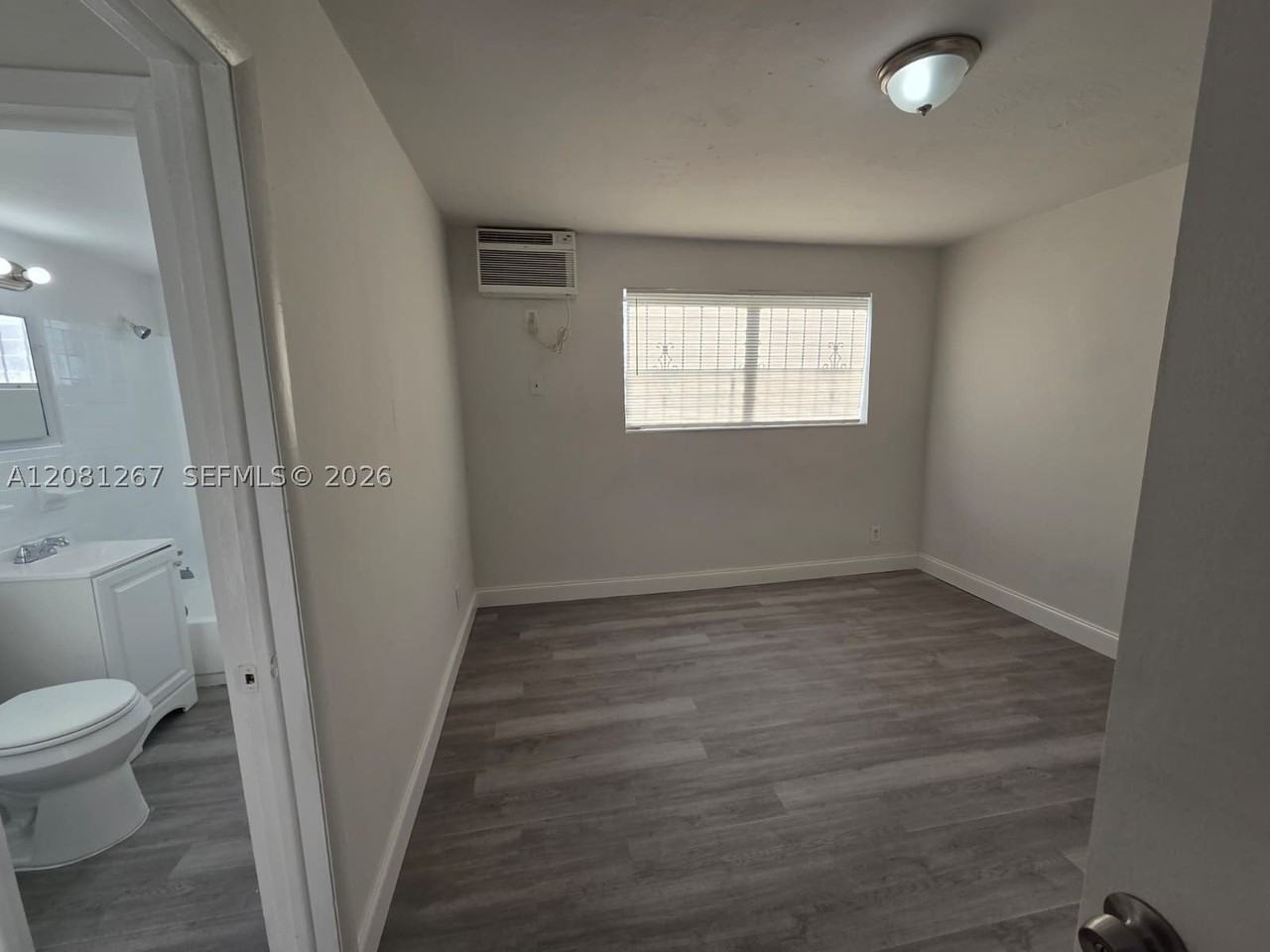 1628 Sw 7th St #5 - Photo 3 of 6