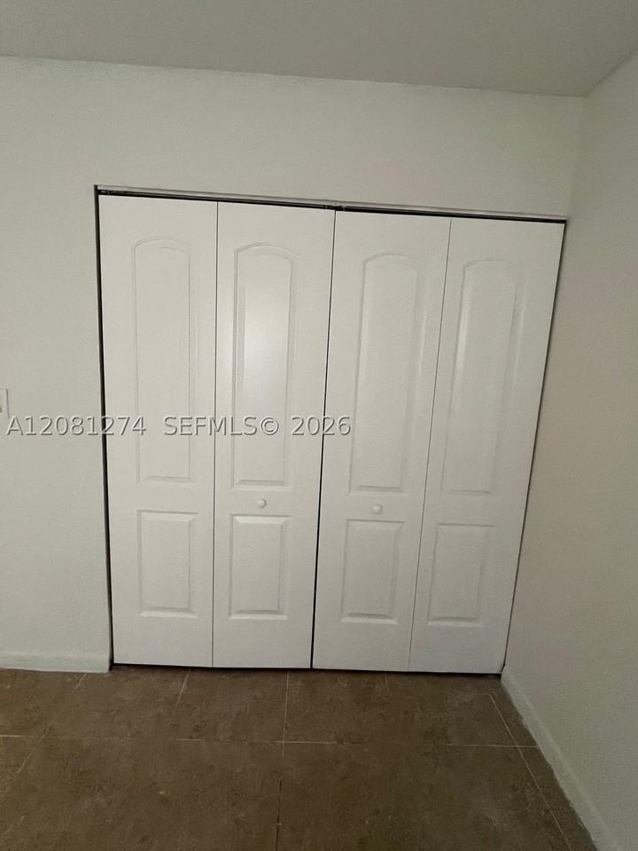 4178 Lakeside Dr #4178 - Photo 4 of 13