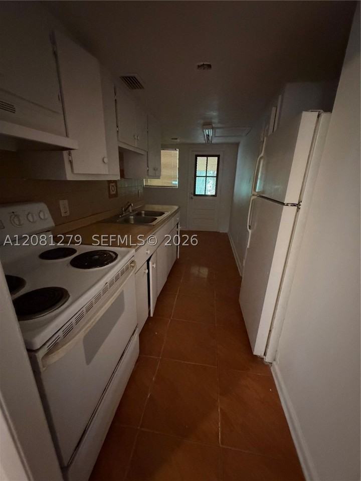 9614 Nw 5th Ave #505W - Photo 7 of 10