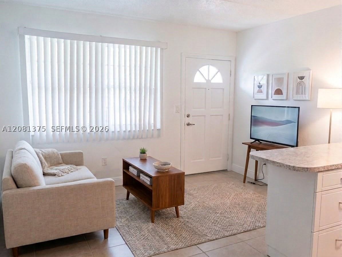 3251 Sw 44th St #205 - Photo 2 of 10