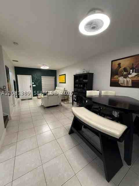 692 Nw 170th Ter - Photo 5 of 22
