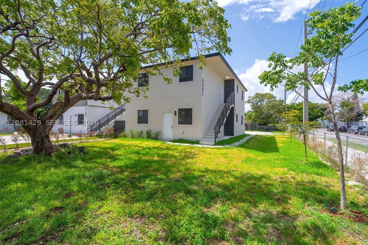 6500 Nw 21st Ave #6500 - Photo 2 of 17
