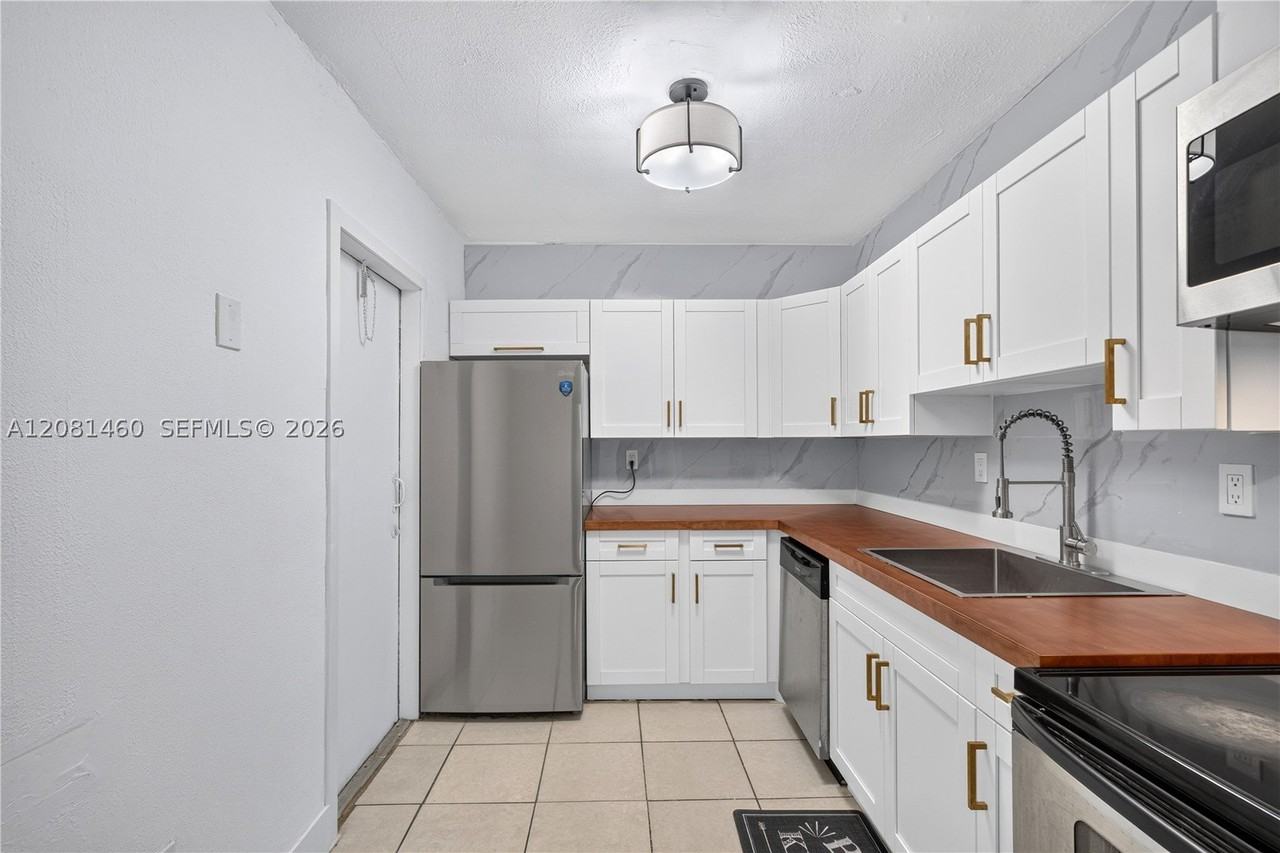 14013 Sw 90th Ave #107D - Photo 5 of 27