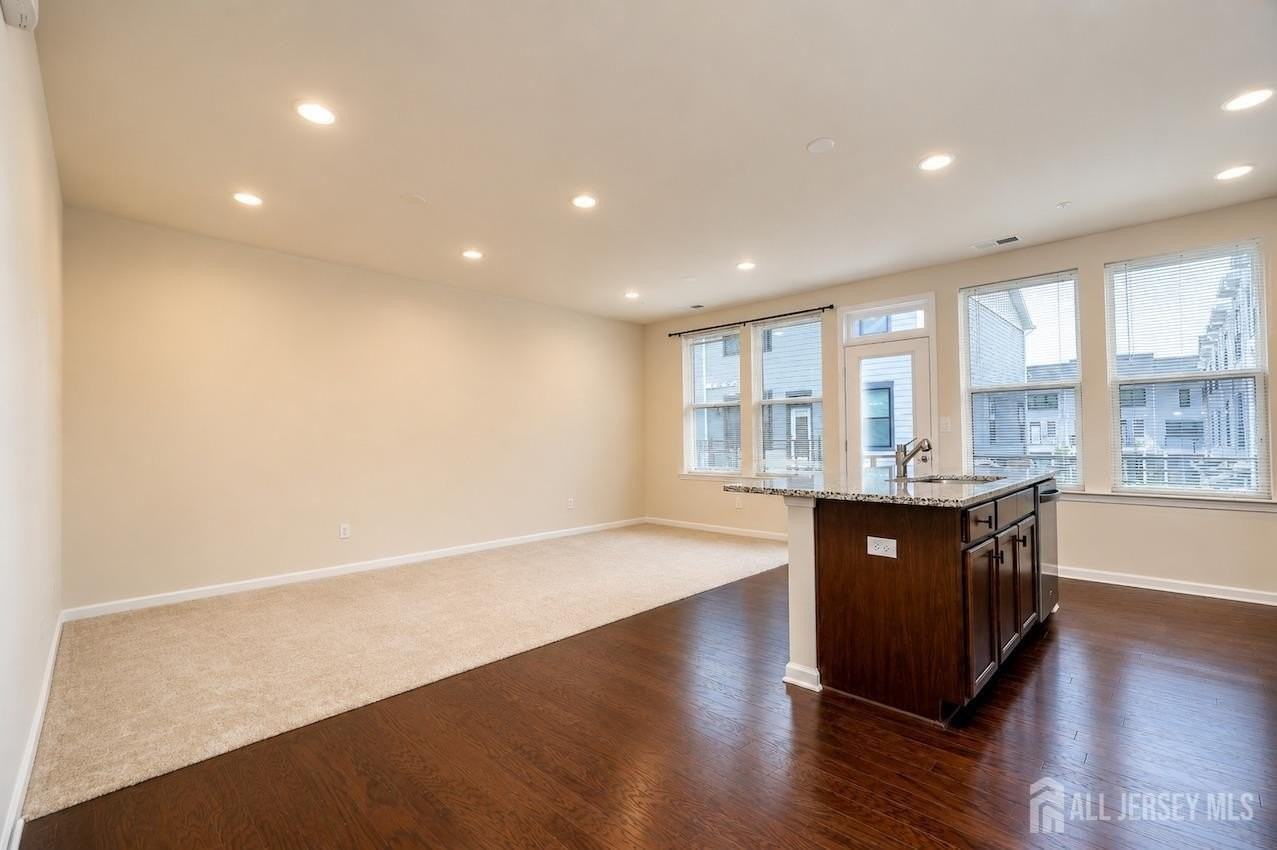 605 Parker Blvd - Photo 5 of 40