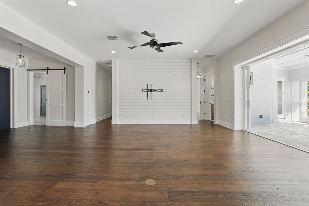 1620 Palm Ave - Photo 6 of 50