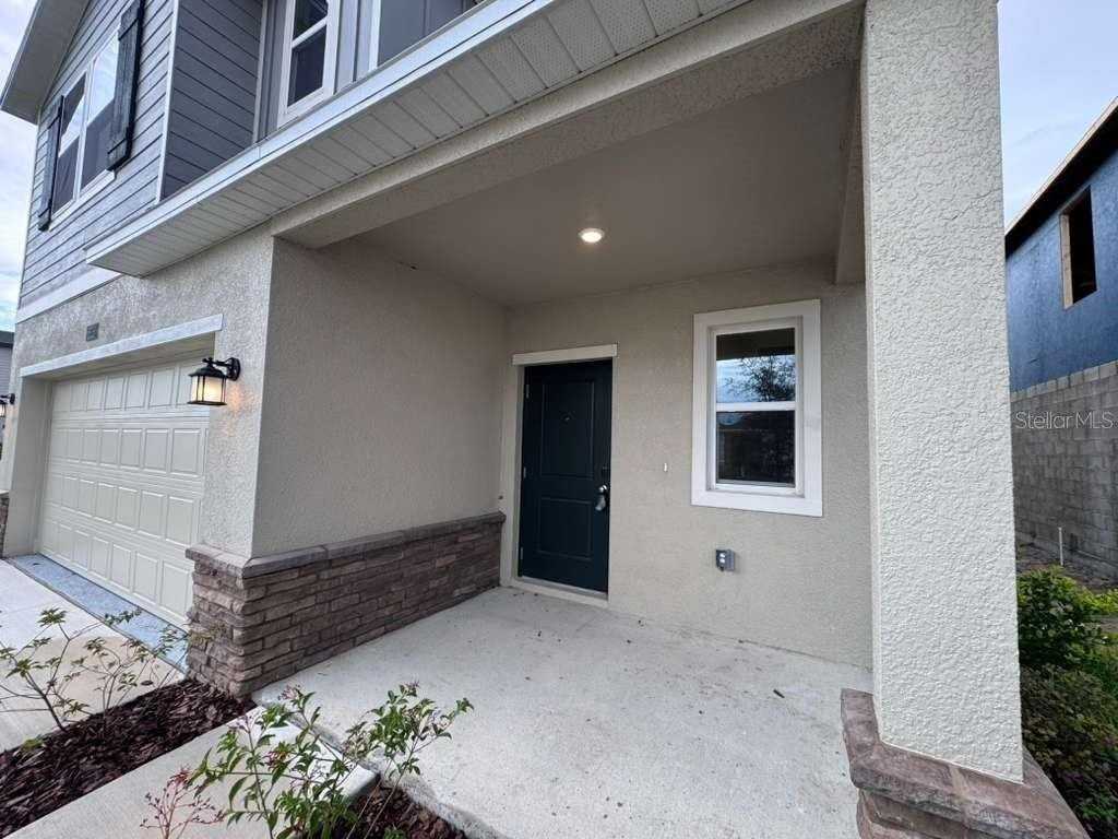 5031 Oaks River St - Photo 2 of 30