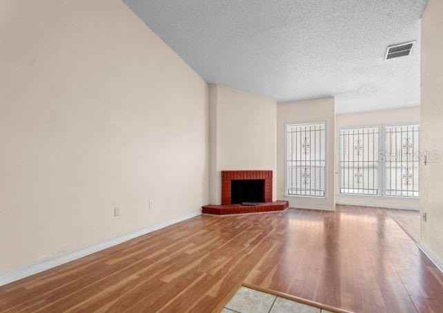 652 Saint Johns Ct #652 - Photo 3 of 19