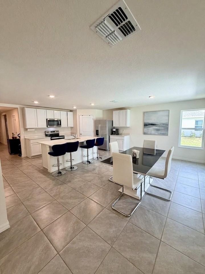 13102 Sw 31st Avenue Rd - Photo 5 of 21
