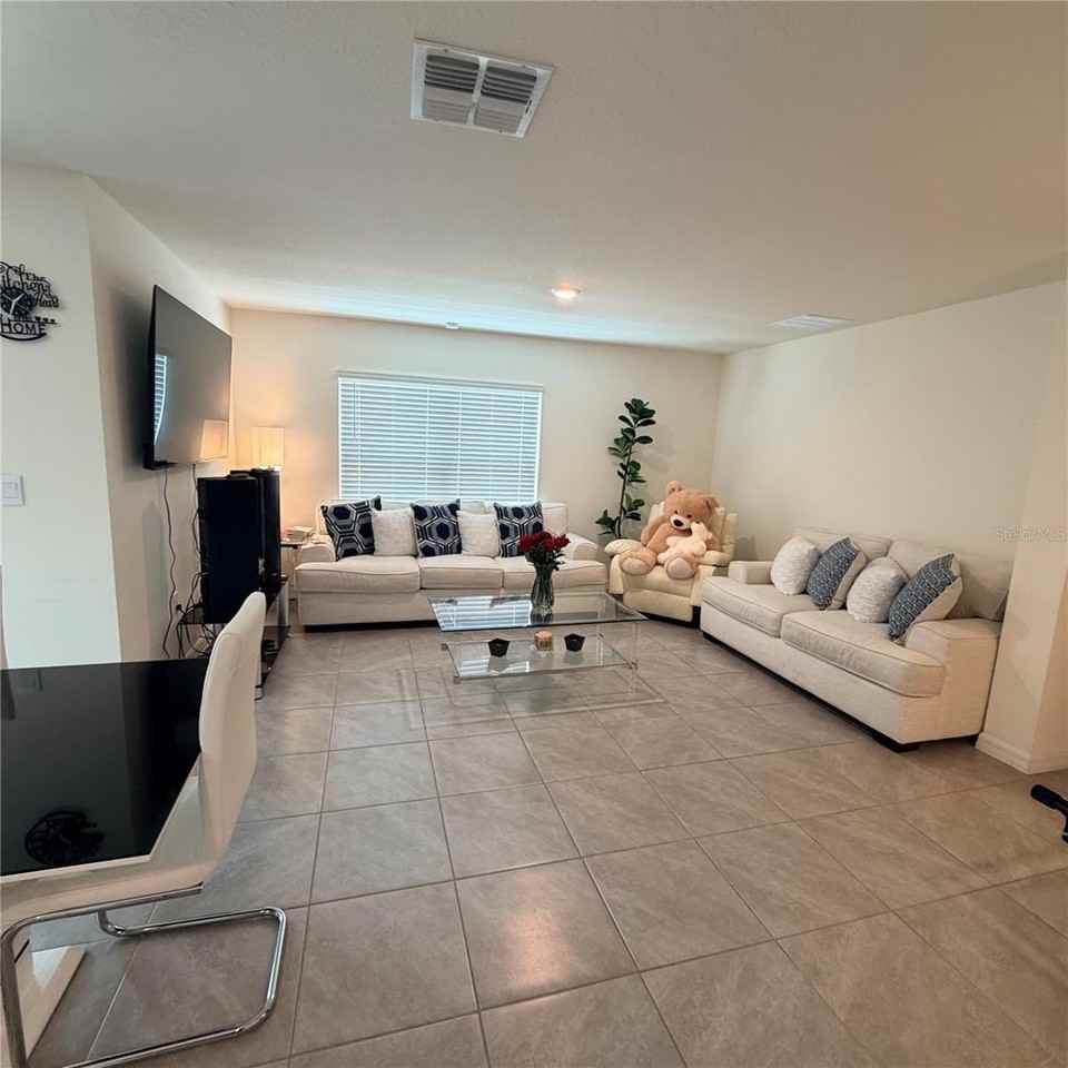 13102 Sw 31st Avenue Rd - Photo 6 of 21