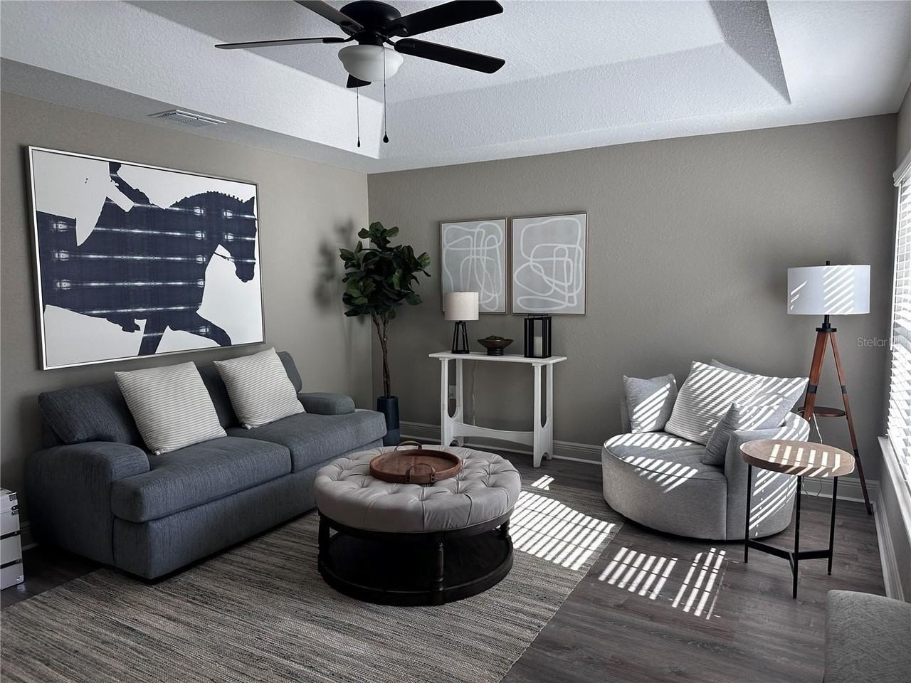 5990 Nw 60th Ter - Photo 3 of 27