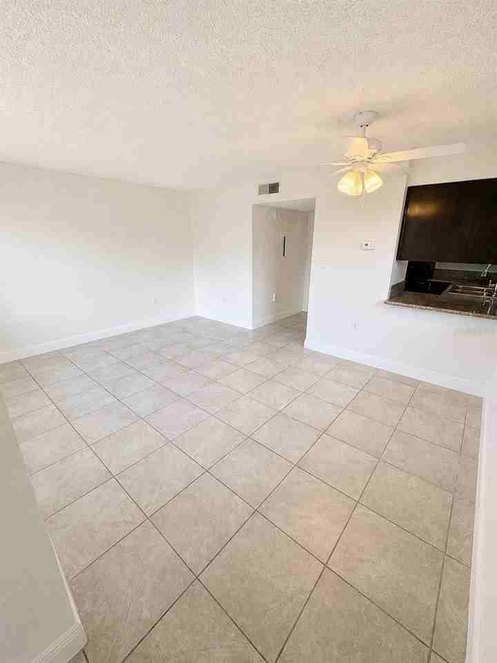 1183 Bentley Rd #4 - Photo 3 of 10