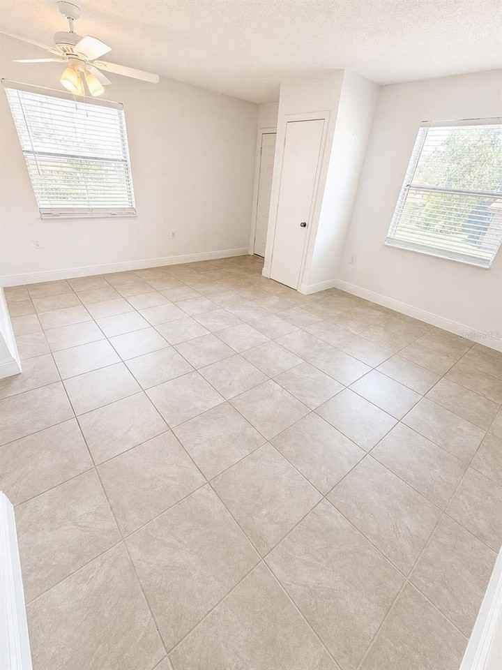 1183 Bentley Rd #4 - Photo 4 of 10