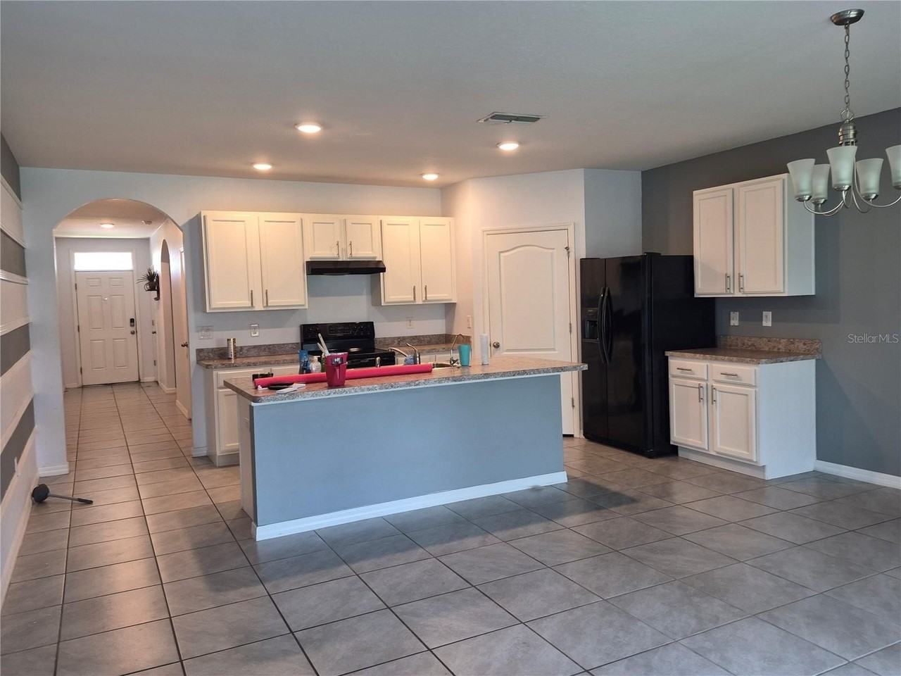 492 Honey Bell Rd - Photo 4 of 10
