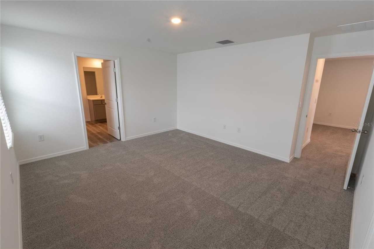 4409 Sand Dollar Way - Photo 5 of 27