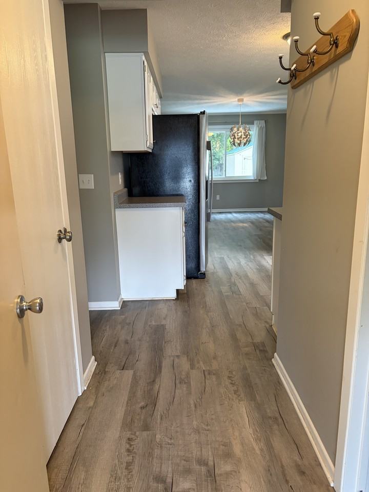453 Auburn St #1 - Photo 5 of 30