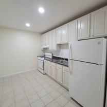 226 Orchard Street #2l - Photo 1 of 1