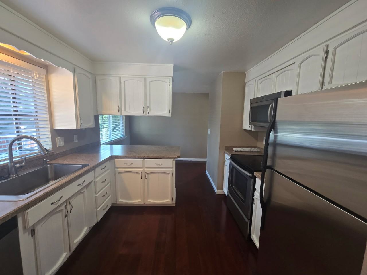 1706 148th Street East - Photo 6 of 28