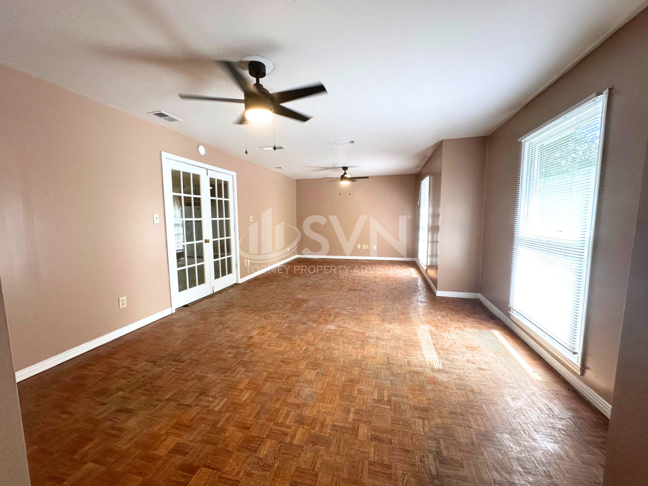 313 Vanderbilt Dr - Photo 2 of 28