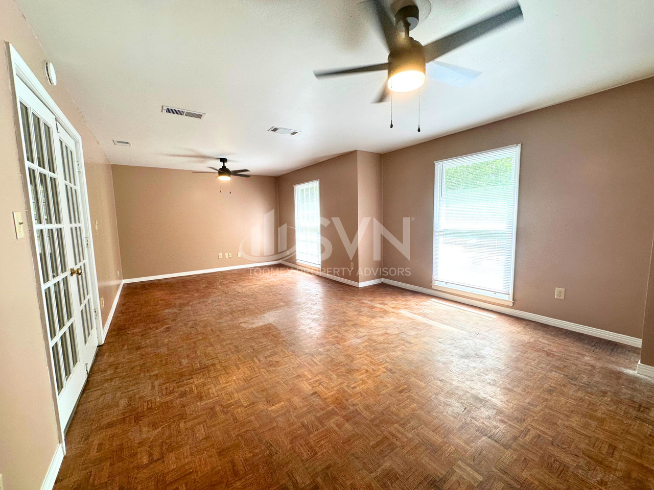313 Vanderbilt Dr - Photo 3 of 28