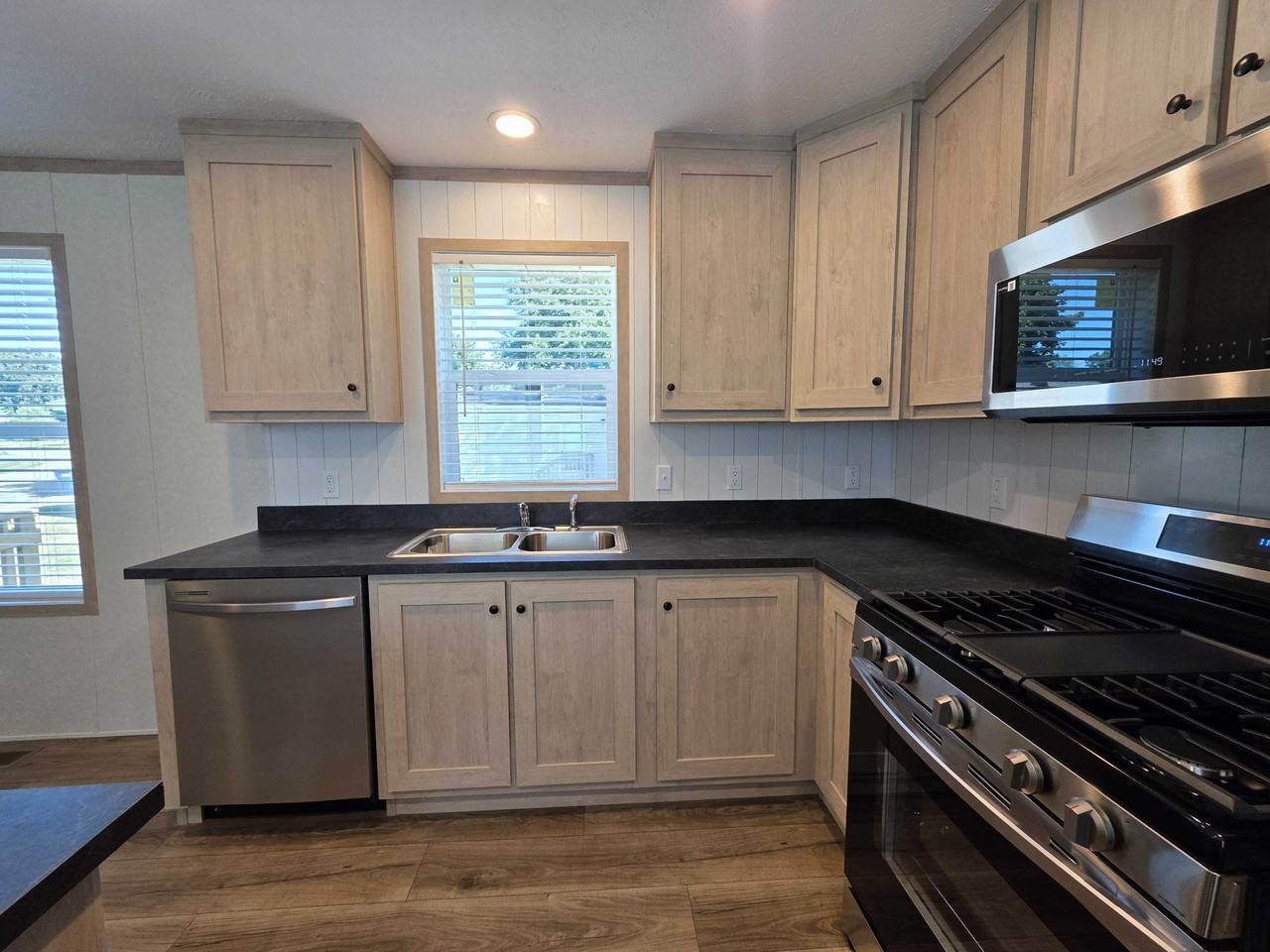4637 Butternut St #675 - Photo 4 of 19