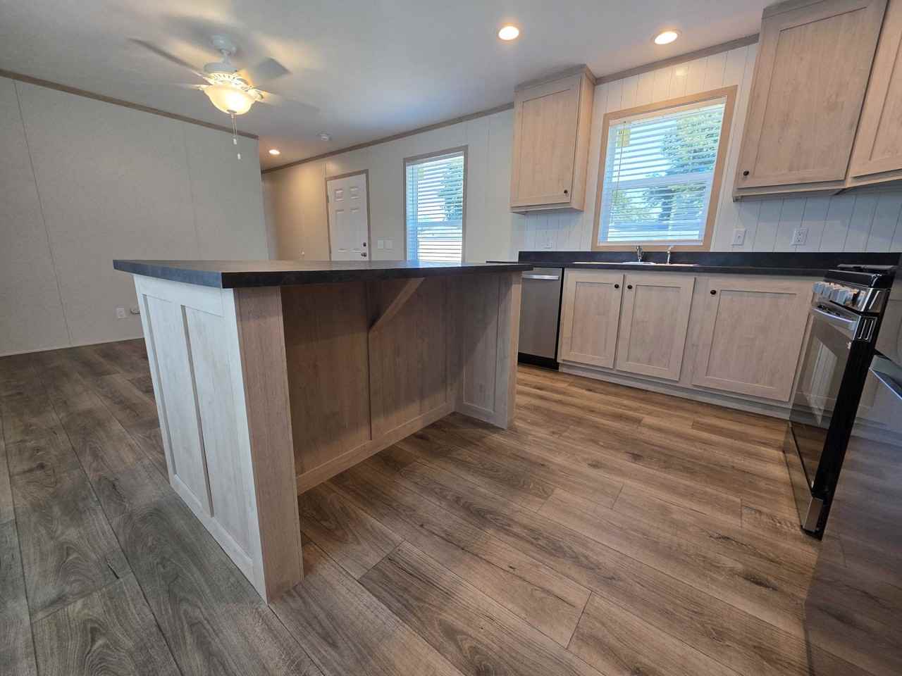 4637 Butternut St #675 - Photo 6 of 19