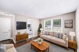 featured image of 120 W Elizabeth St