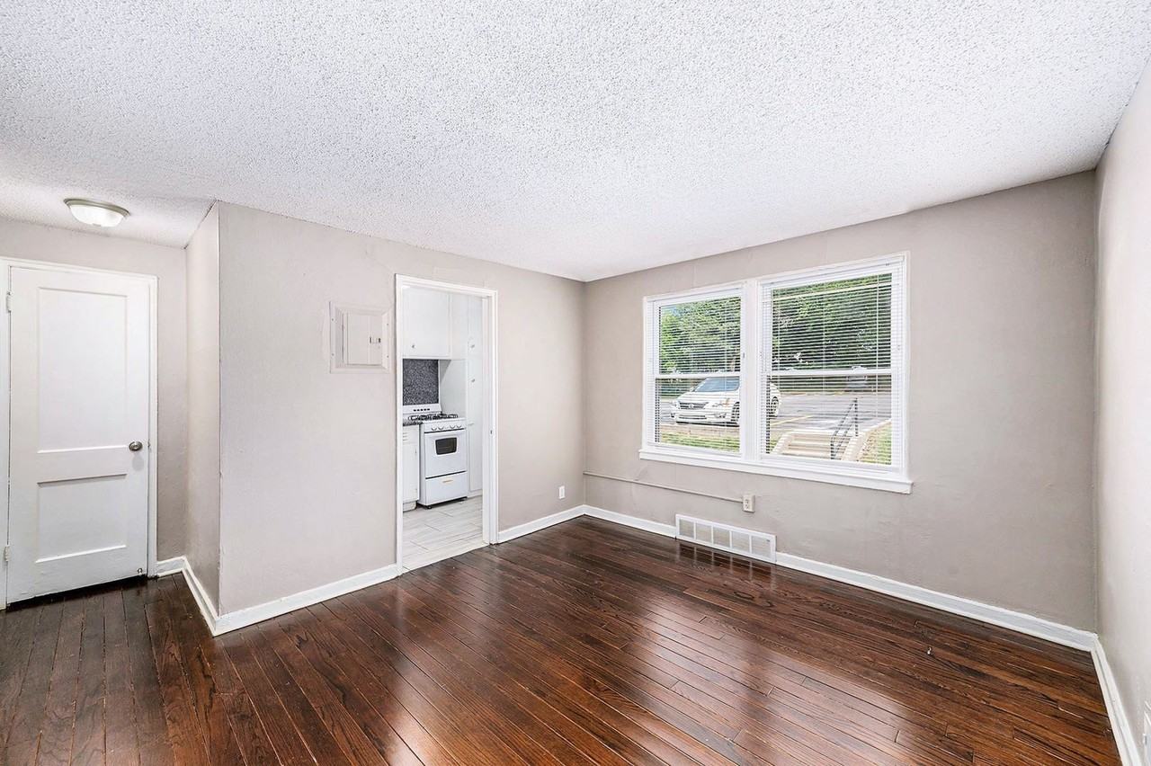 Manor Ridge - Photo 2 of 29