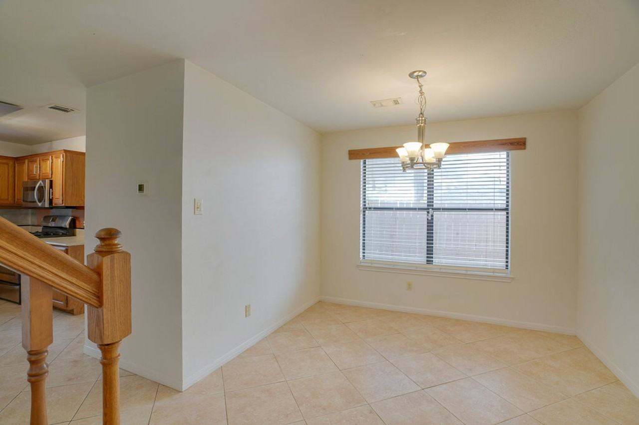 8625 Ephraim Rd - Photo 2 of 21