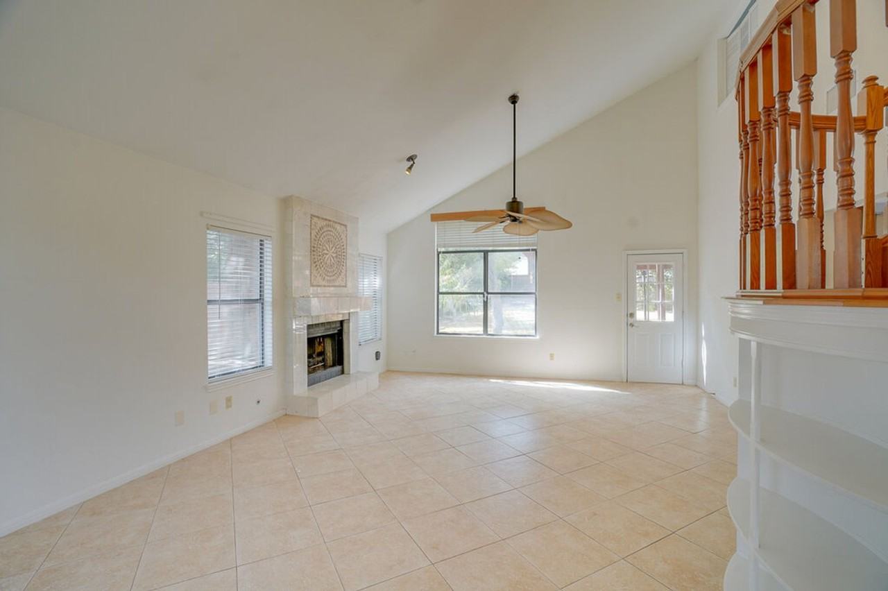 8625 Ephraim Rd - Photo 4 of 21