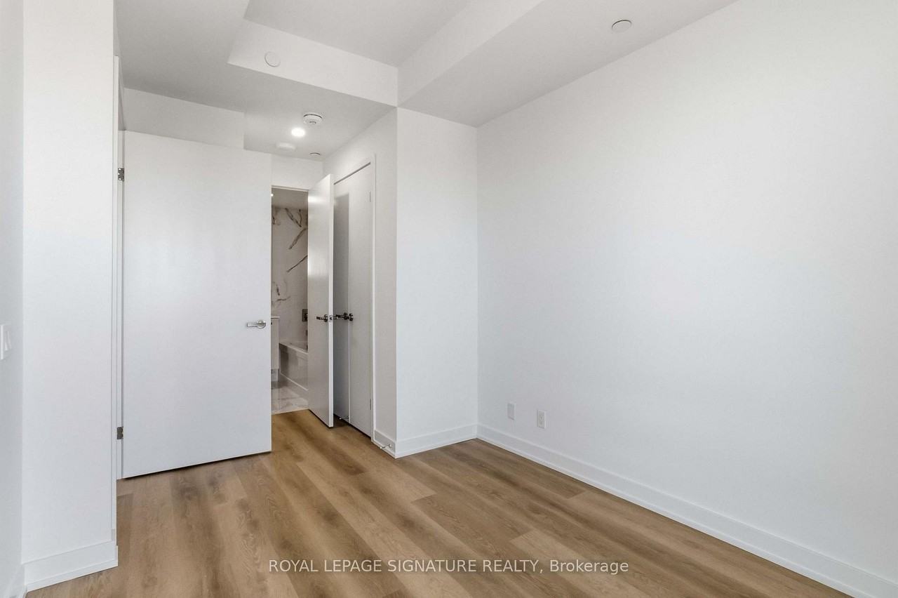 88 Queen Street East #4915 - Photo 7 of 23
